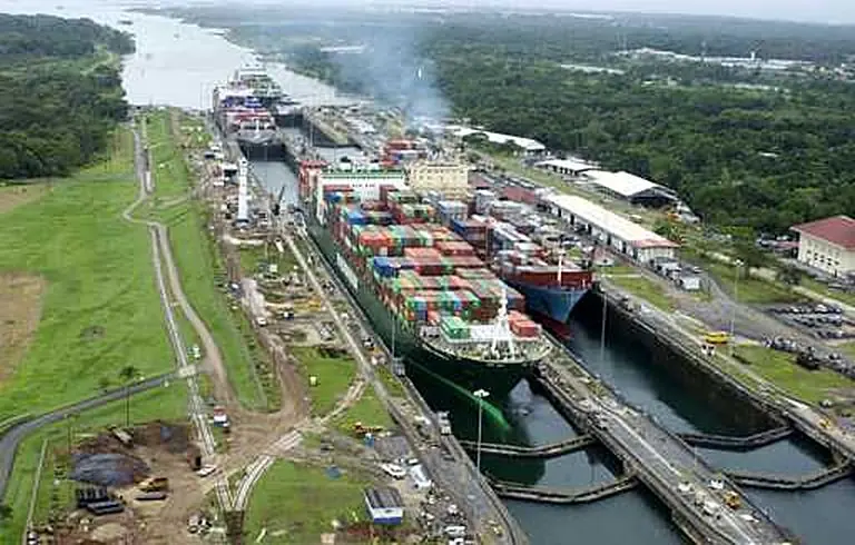 Canal ships