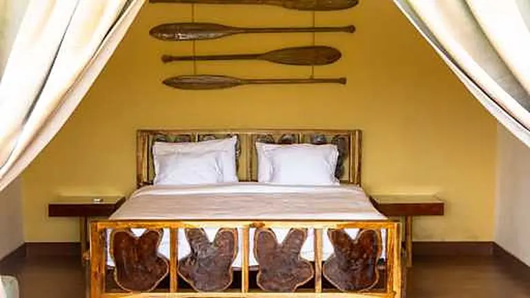 Cabin room with a king bed